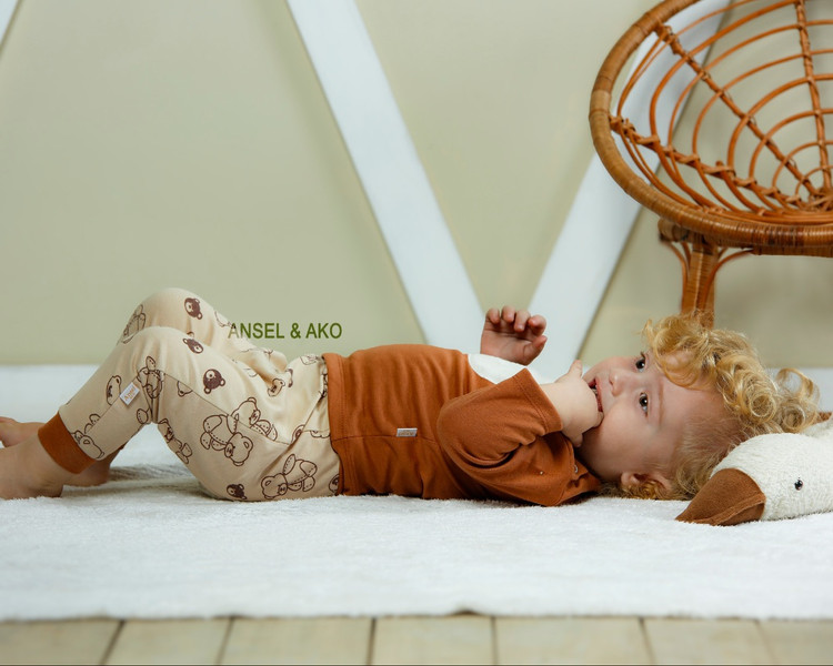 شلوار پسرانه مدل تدی(قیمت فقط مربوط به این آیتم)